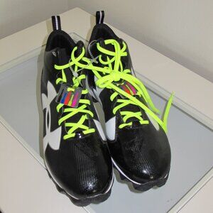NEW Under Armour Football Cleats 1286600-001 RM Crusher Size 16 Black